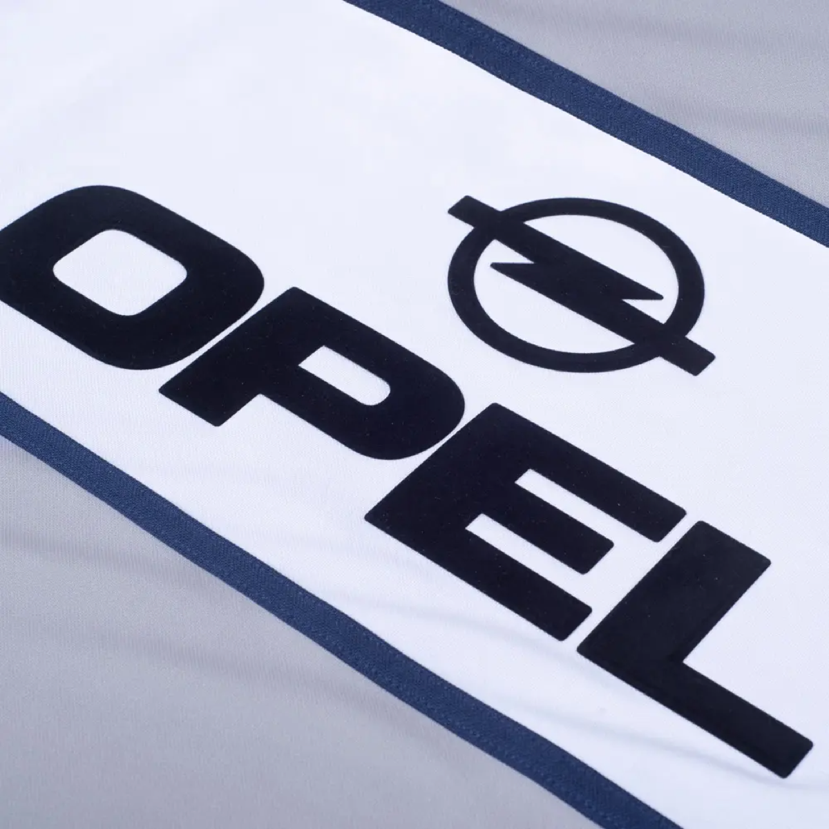 2000-01 Paris Saint-Germain FC Away