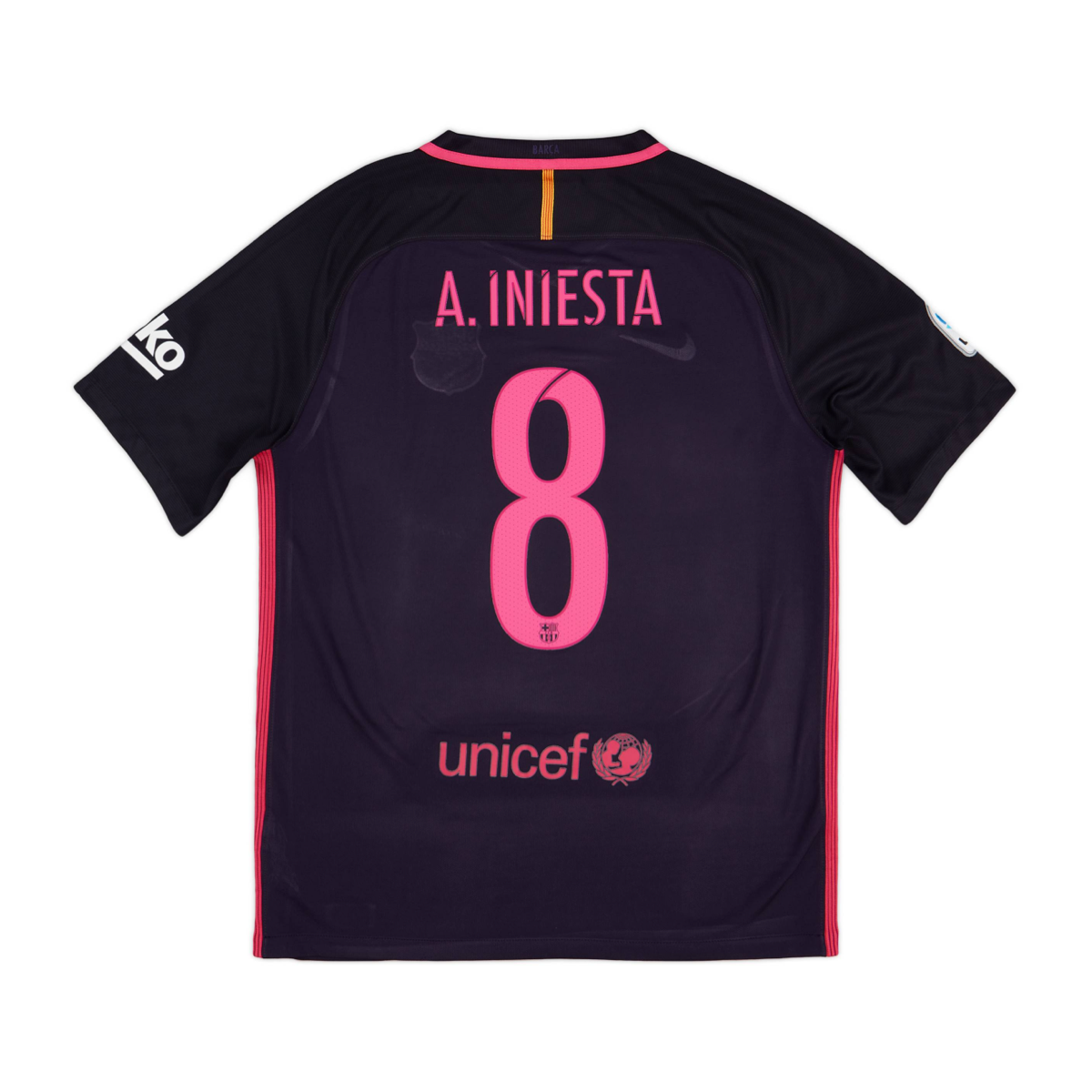 2016-17 FC Barcelona Away