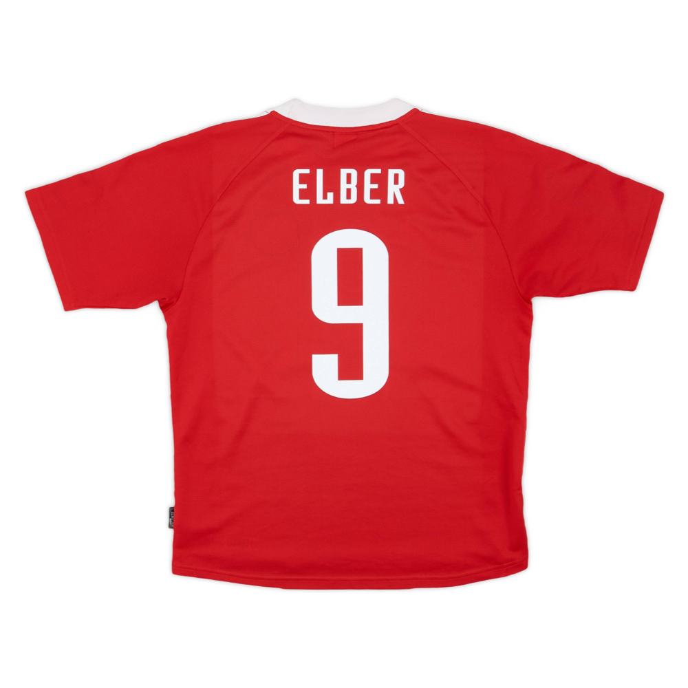 2001-02 FC Bayern München Home
