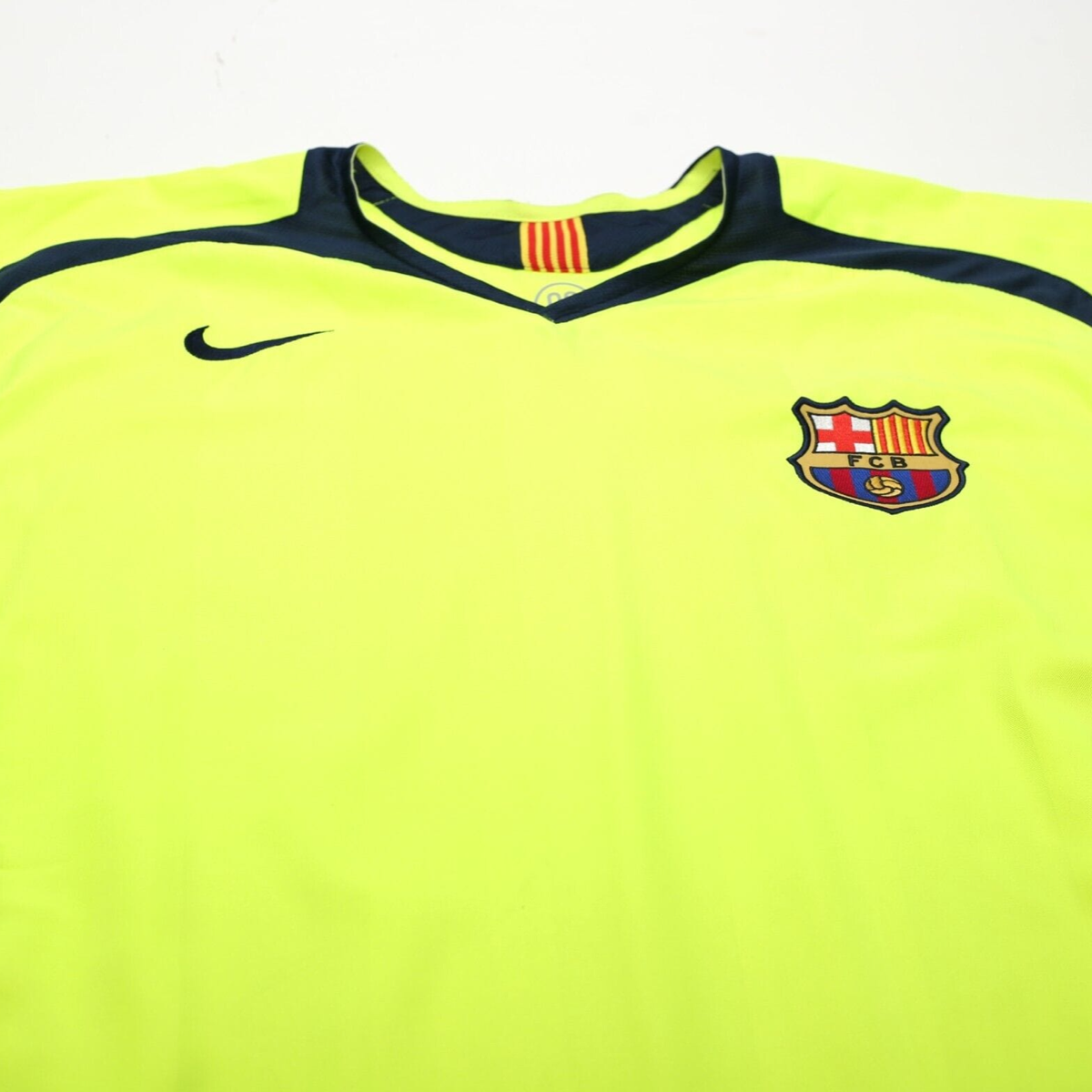 2005-06 FC Barcelona Away Long Sleeve