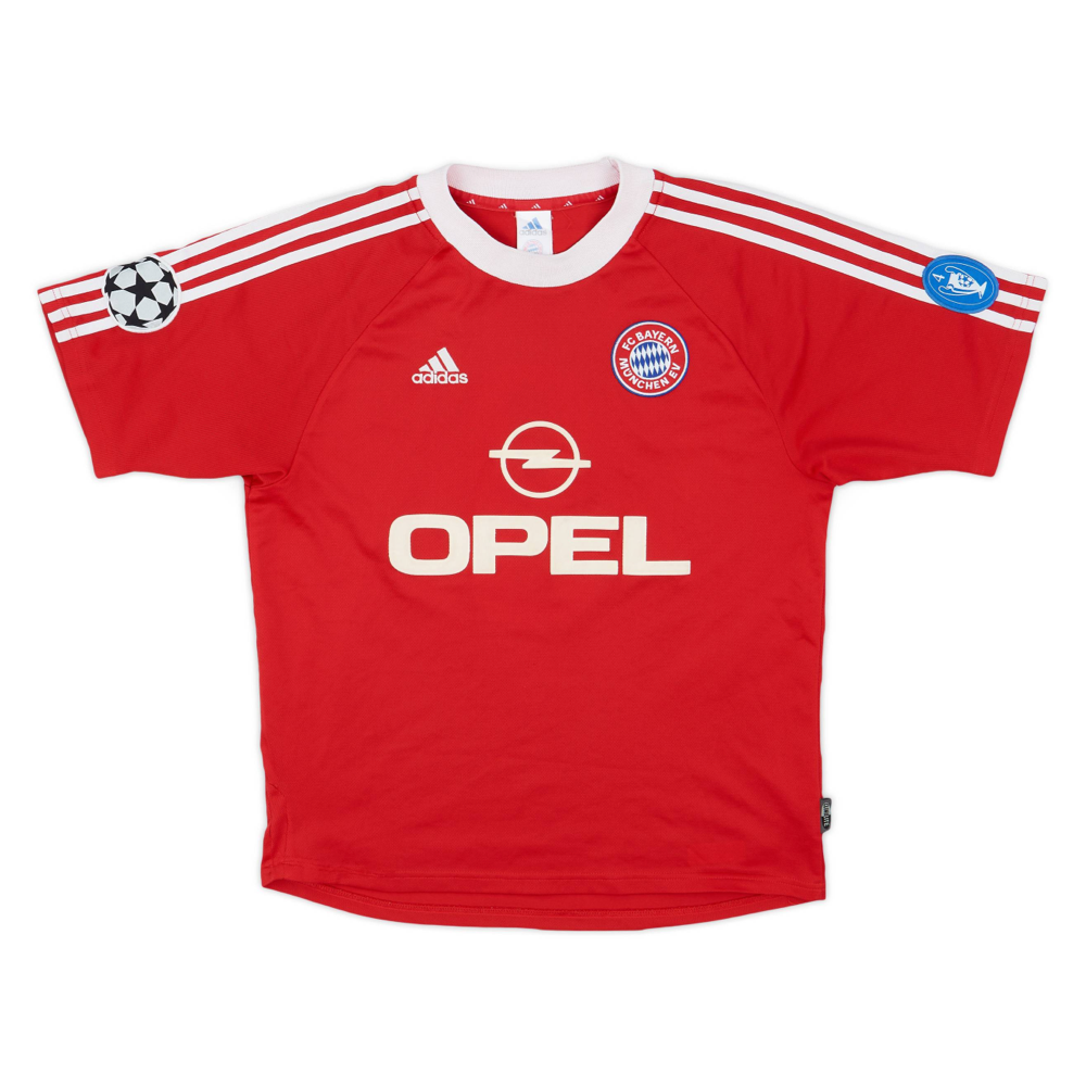 2001-02 FC Bayern München Home