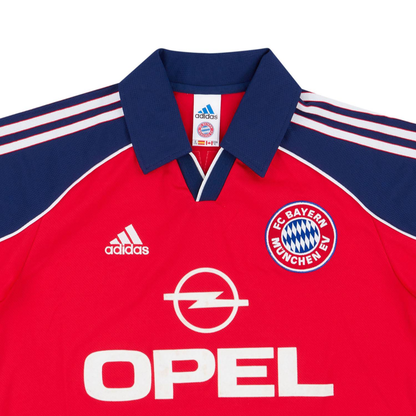 2000-01 FC Bayern München Home