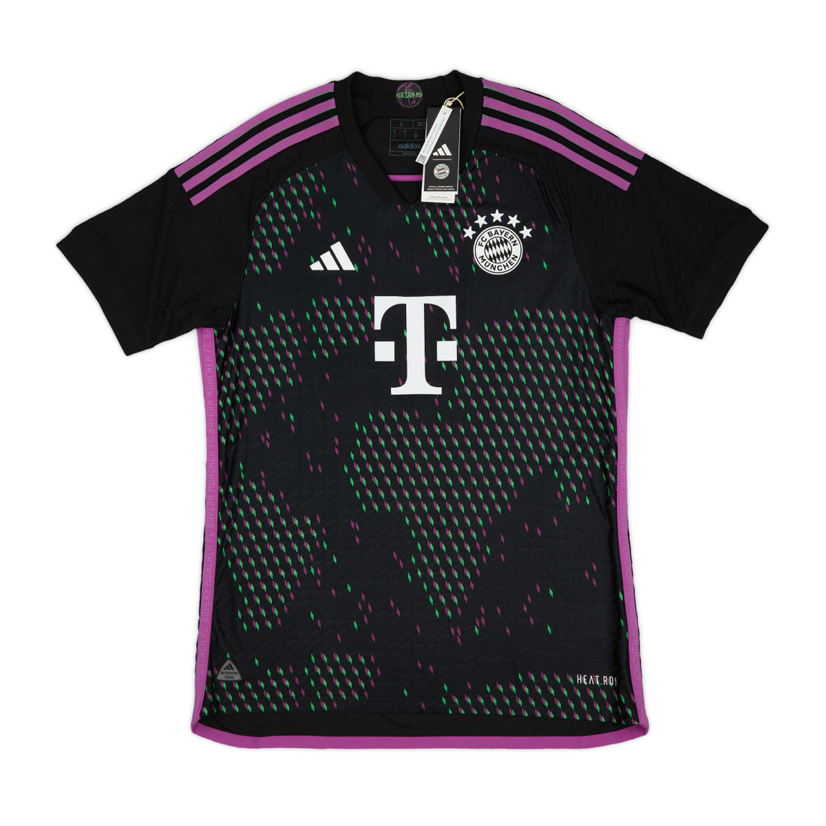 2023-24 FC Bayern München Away